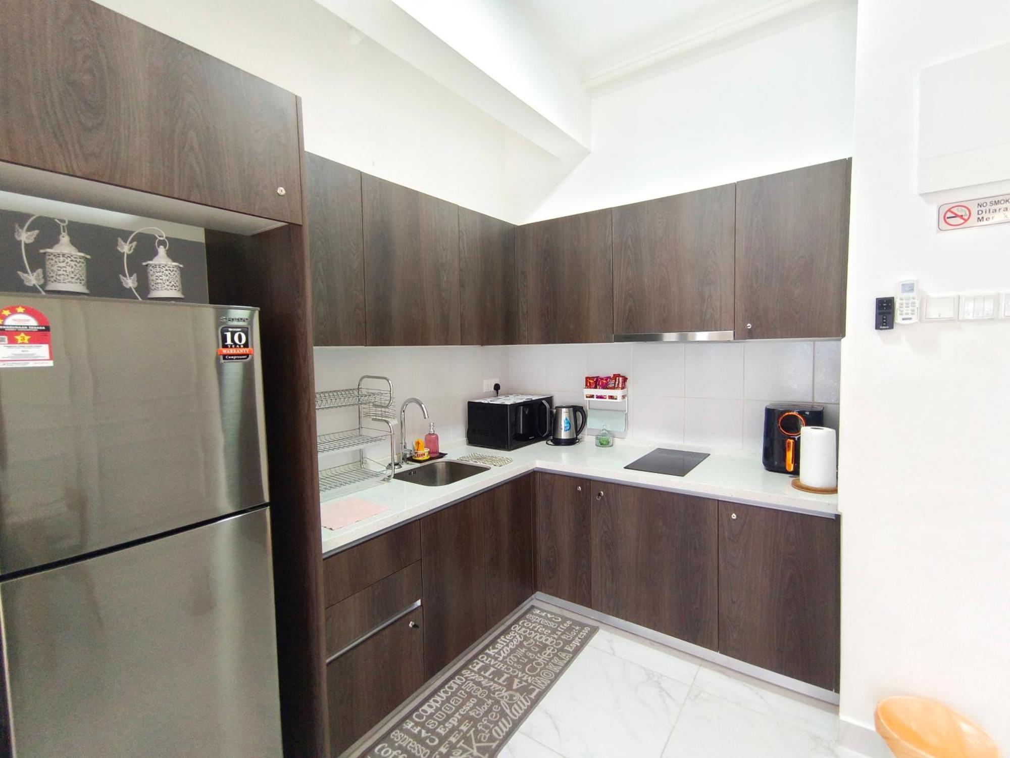 One Bedroom Troika Kota Bharu By Aghome, Modern Design Exterior photo