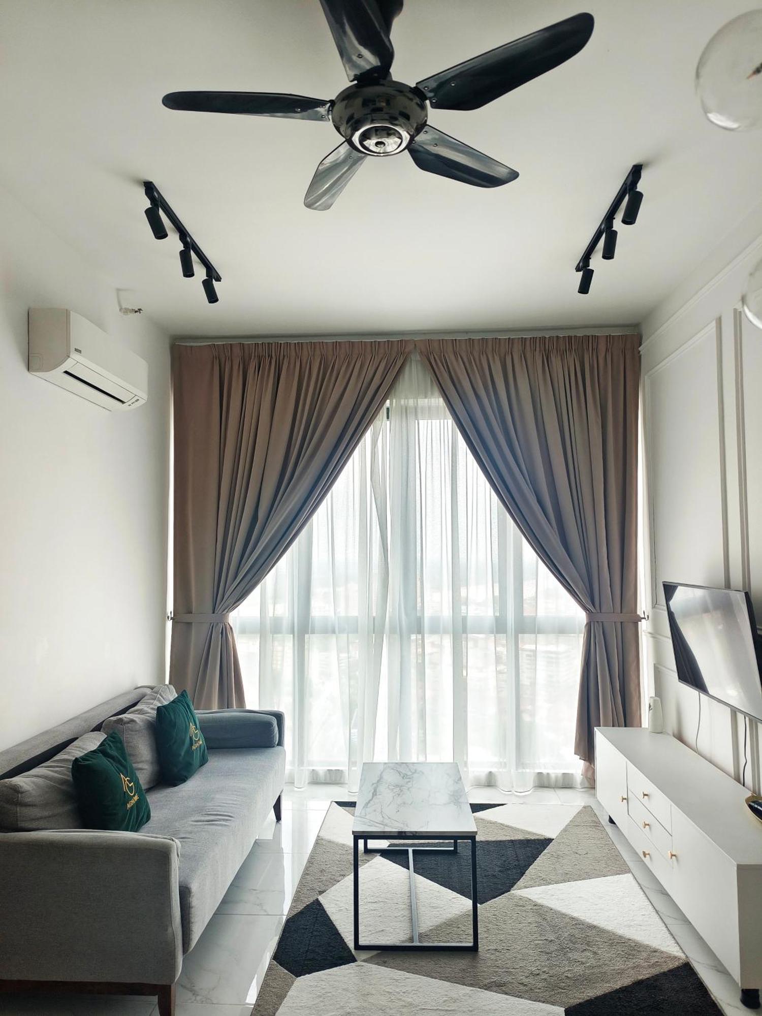 One Bedroom Troika Kota Bharu By Aghome, Modern Design Exterior photo